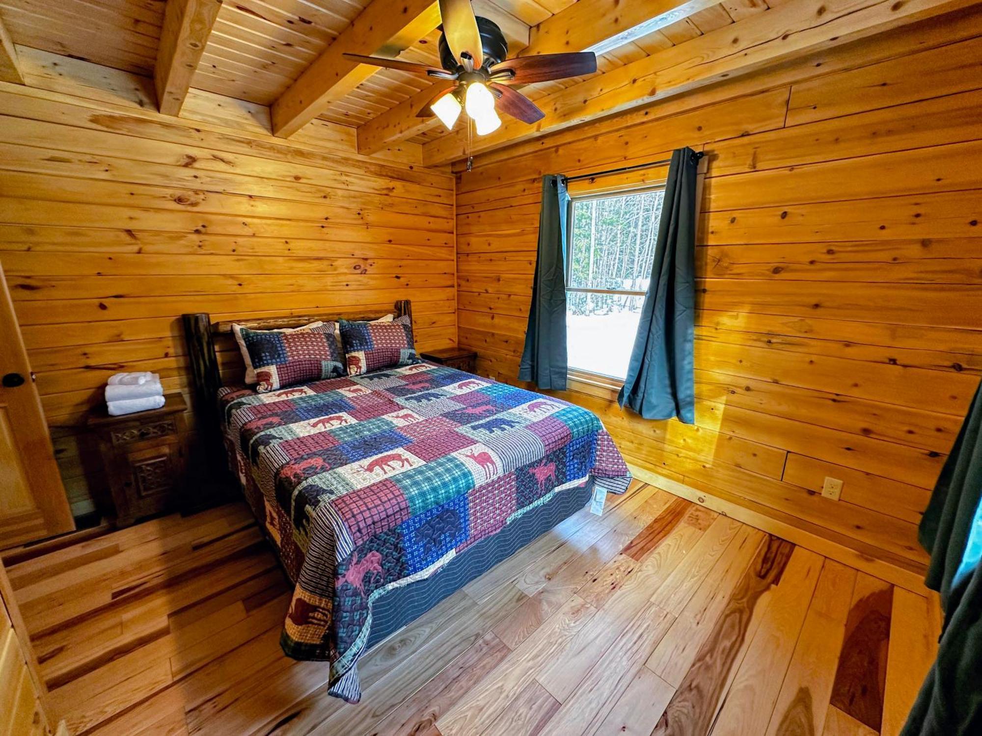 65Pt New Log Cabin In Private Setting. Hot Tub. Gym/Pool Access! Villa Twin Mountain Exterior photo